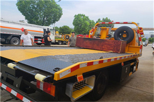 紫金附近拖车电话号码服务